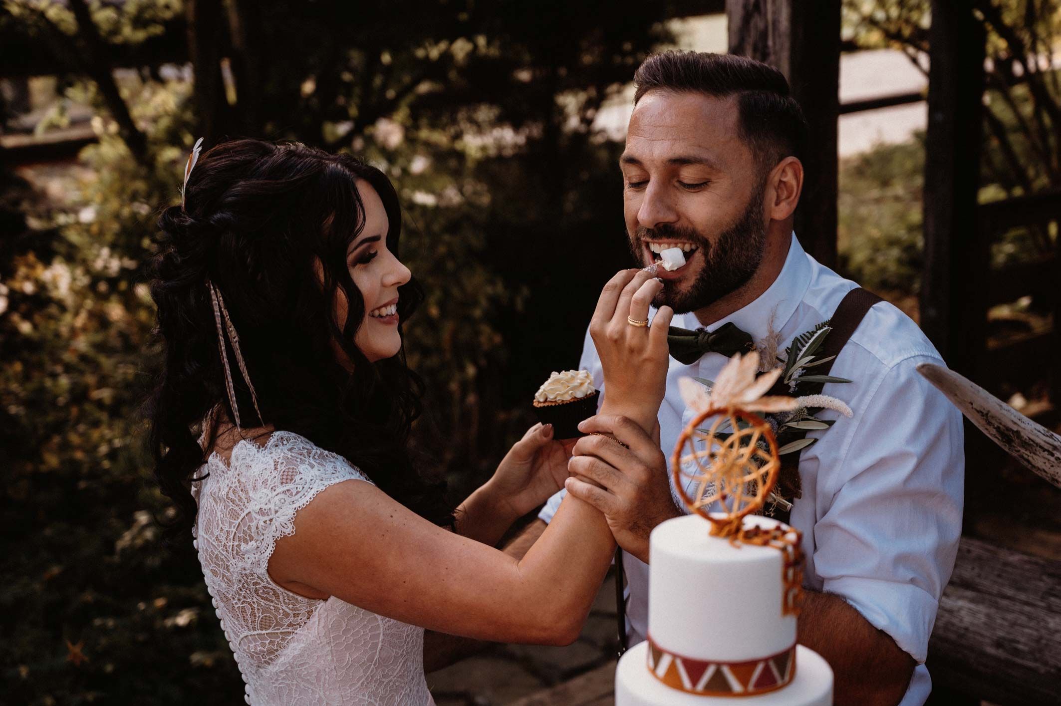 Hochzeitstorte Torte anschneiden